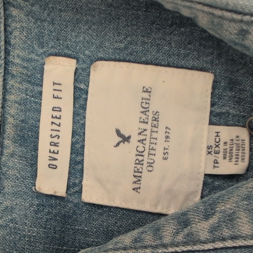 American Eagle Oversized Fit Patch Chambray Distr… - image 2